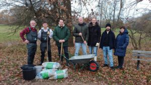 Naturschutz ganz praktisch angepakt – Kiesbetten zum Laichen: Zusammenarbeit der CDU Farmsen-Berne mit der CDU Winsen